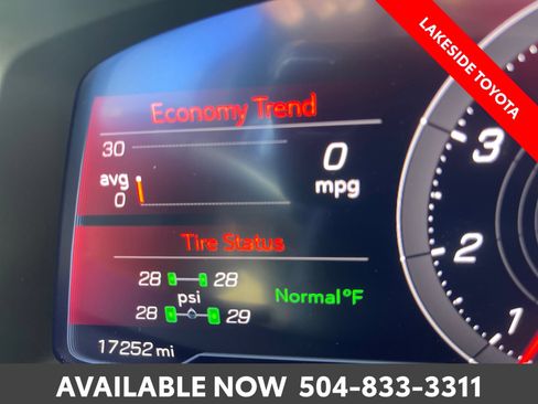 Used 2021 Chevrolet Corvette Stingray Preferred Cpe w/ Z51 Performance Package RWD image 34