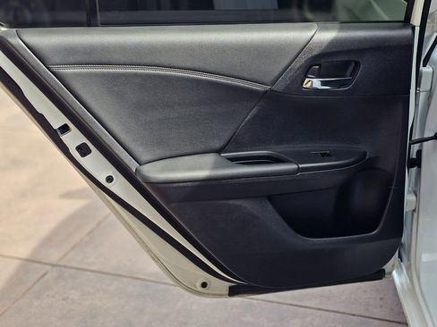 Used 2015 Honda Accord Sport image 26