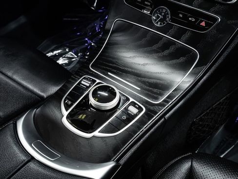 Used 2020 Mercedes-Benz C 300 Sedan w/ Premium Package image 17