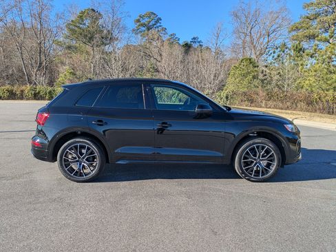 Used 2024 Audi SQ5 Premium Plus w/ Premium Plus Package image 4