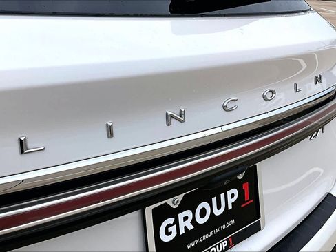 Used 2019 Lincoln Nautilus Reserve FWD image 31