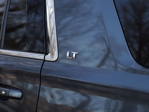 Used 2019 Chevrolet Tahoe LT image 41