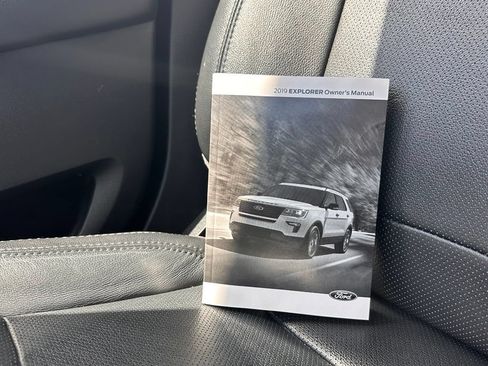 Used 2019 Ford Explorer Limited w/ Ford Safe & Smart Package AWD/4WD image 45