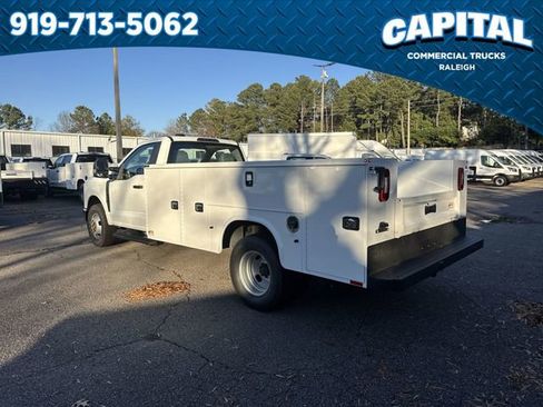 New 2025 Ford F350 XL w/ XL Chrome Package image 6