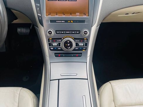 Used 2019 Lincoln MKZ Reserve FWD image 24