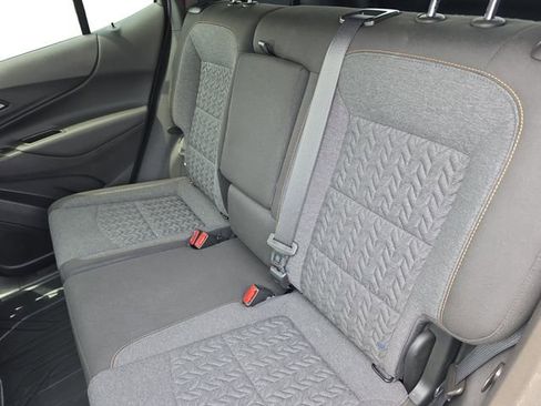 Used 2023 Chevrolet Equinox LT FWD image 15