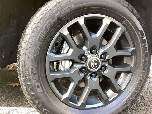 Used 2024 Toyota Tundra Platinum image 14