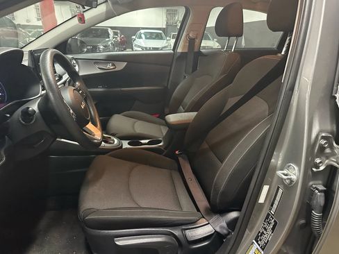 Used 2023 Kia Forte LXS FWD image 12