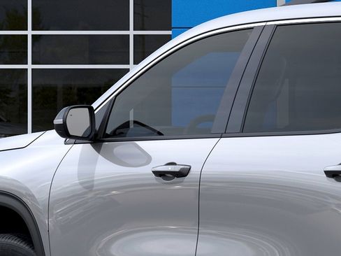 New 2026 Chevrolet Traverse LT w/ Driver Confidence Package FWD image 12
