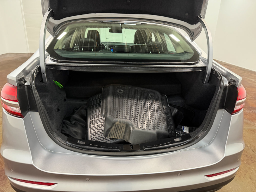 Used 2020 Ford Fusion Energi Titanium FWD image 74
