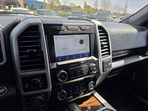 Used 2020 Ford F150 Lariat w/ Equipment Group 501A Mid AWD/4WD image 16