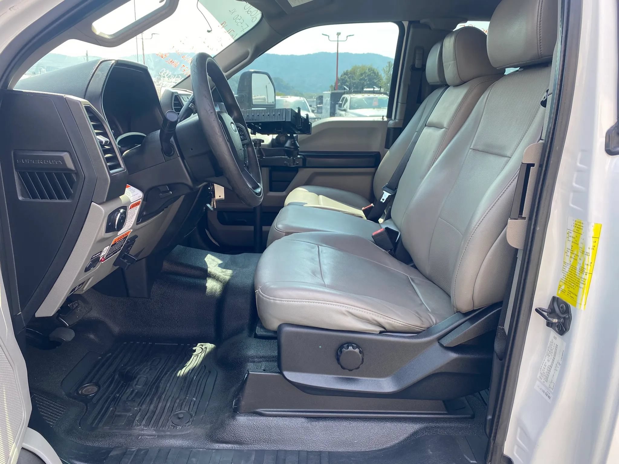 Used 2020 Ford F550 2WD SuperCab Super Duty image 8
