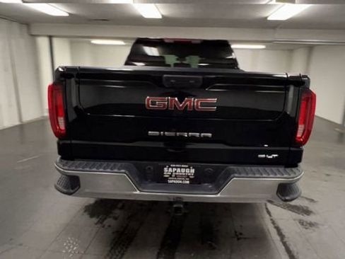 Used 2025 GMC Sierra 1500 SLT image 7