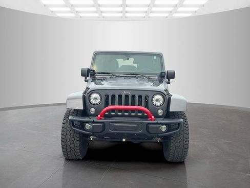 Used 2018 Jeep Wrangler Unlimited Rubicon AWD/4WD image 2