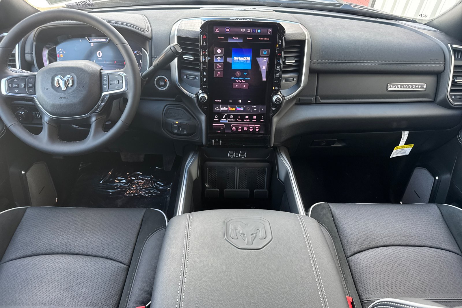New 2027 RAM 3500 Laramie AWD/4WD image 12