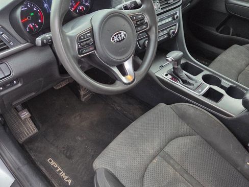 Used 2018 Kia Optima LX w/ 17" Alloy Wheels Package image 19