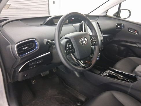 Used 2020 Toyota Prius Limited image 19