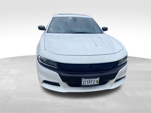 Used 2016 Dodge Charger R/T w/ Plus Group RWD image 4