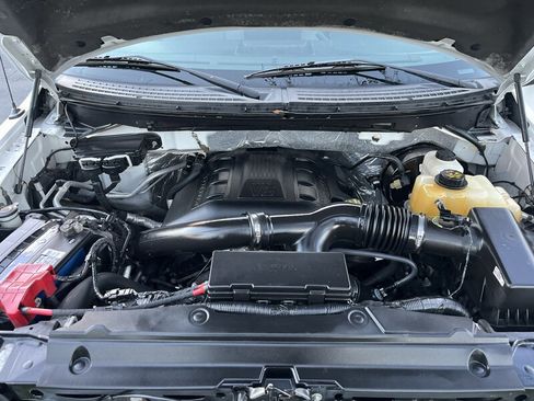 Used 2013 Ford F150 XLT w/ Luxury Equipment Group image 40