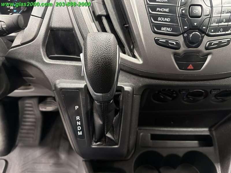 Used 2019 Ford Transit 250 148 Medium Roof RWD image 18