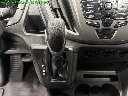Used 2019 Ford Transit 250 148 Medium Roof RWD image 18