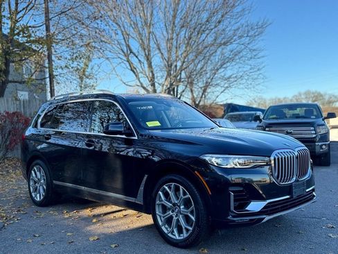 Used 2022 BMW X7 xDrive40i w/ Premium Package image 8