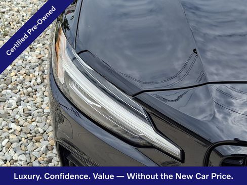 Certified 2024 Volvo S60 B5 Ultimate AWD/4WD image 10