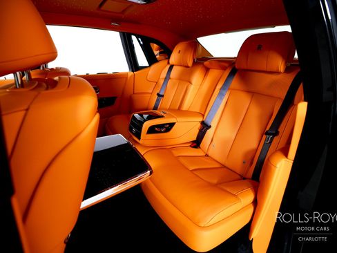 New 2026 Rolls-Royce Phantom Sedan image 19
