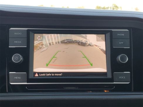 Used 2021 Volkswagen Jetta R-Line image 14