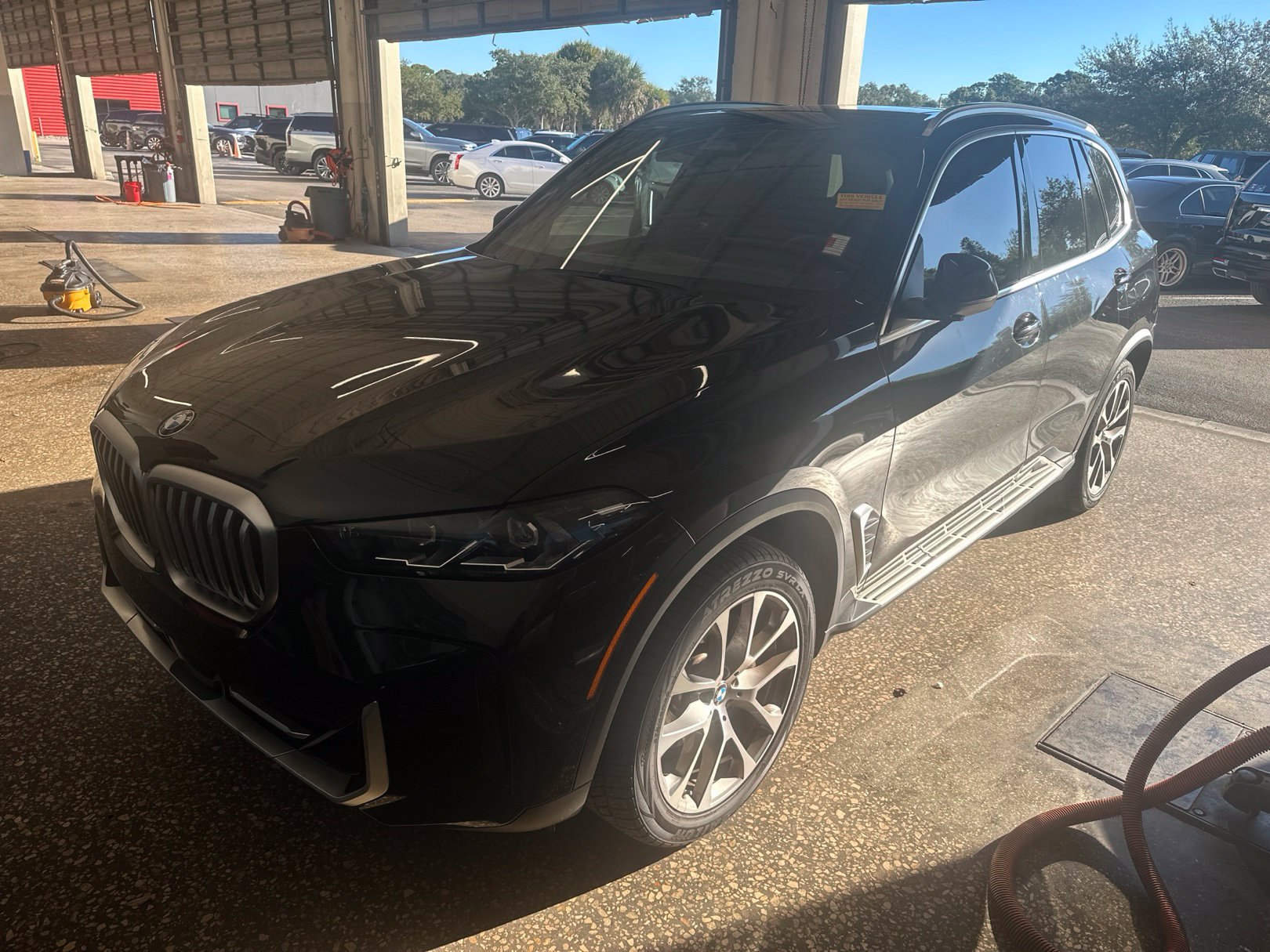 Used 2025 BMW X5 sDrive40i RWD image 1
