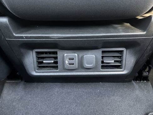 Certified 2021 Chevrolet Silverado 1500 LT AWD/4WD image 23