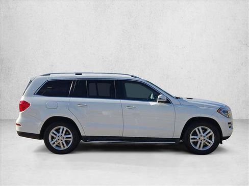 Used 2016 Mercedes-Benz GL 450 4MATIC image 4