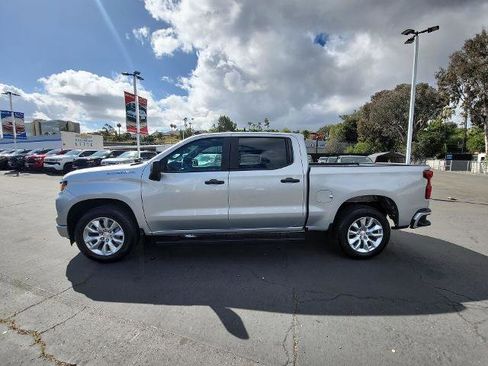 Used 2022 Chevrolet Silverado 1500 Custom image 5