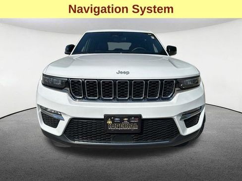 Used 2024 Jeep Grand Cherokee Limited AWD/4WD image 4