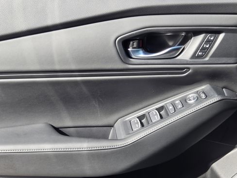 Used 2025 Honda Accord Sport image 18