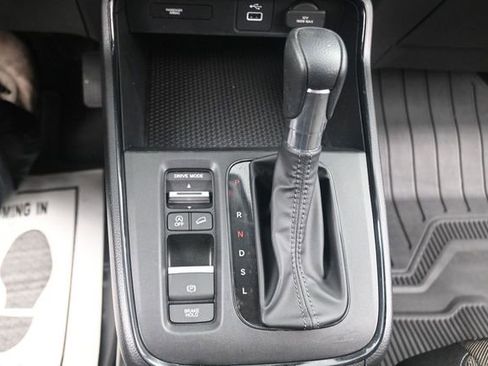 Used 2024 Honda CR-V LX image 11