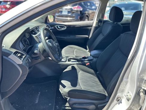 Used 2019 Nissan Sentra SV image 14