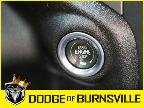 Used 2025 Chevrolet Silverado 1500 Custom image 18