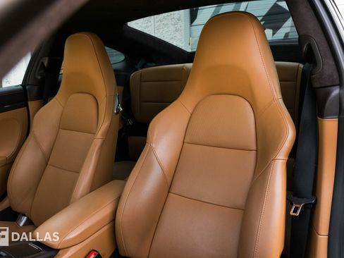 Used 2018 Porsche 911 Turbo S image 27