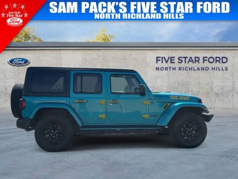 Used 2024 Jeep Wrangler Unlimited w/ Convenience Group image 10