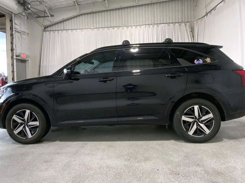 Used 2023 Kia Sorento S w/ Panoramic Sunroof Package FWD image 26