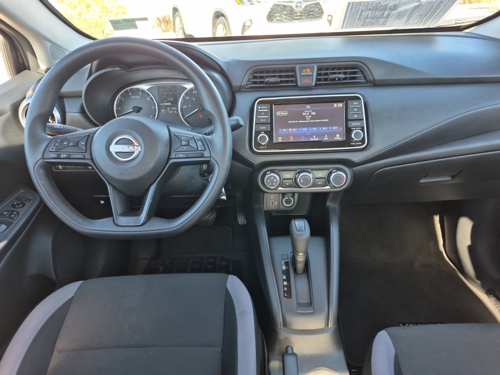Used 2025 Nissan Versa S FWD image 18