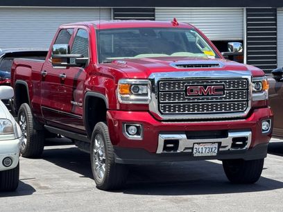 Used 2018 GMC Sierra 2500 Denali w/ Duramax Plus Package