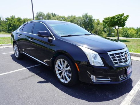 Used 2013 Cadillac XTS Premium FWD image 4