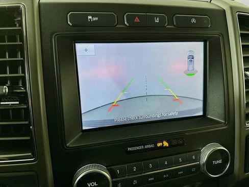 Used 2020 Ford Expedition XLT w/ Equipment Group 202A image 16