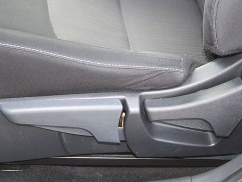 Used 2023 Nissan Sentra SV FWD image 32