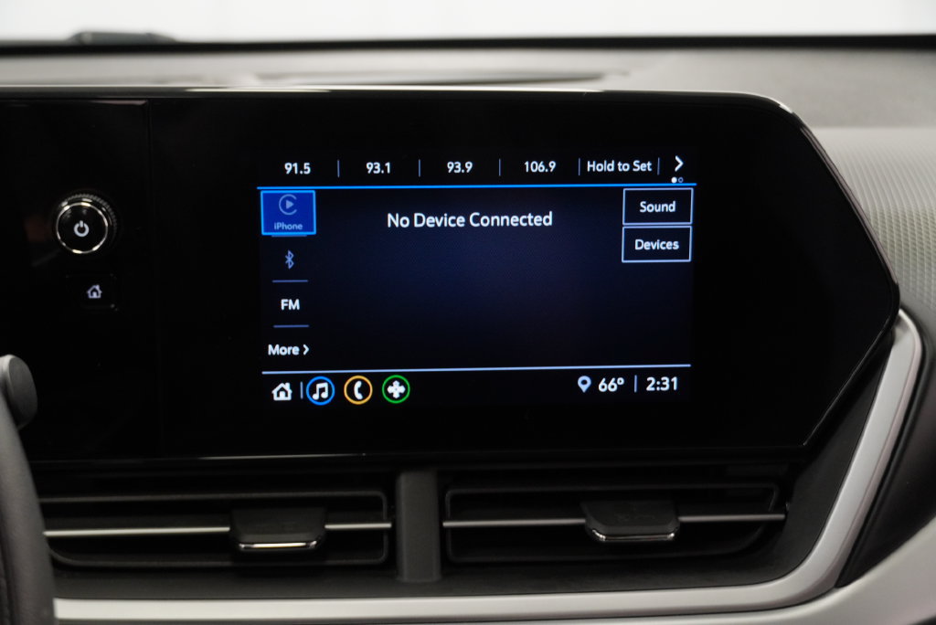 Used 2024 Chevrolet Trax LS w/ Driver Confidence Package FWD image 25