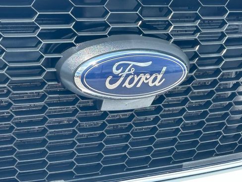 Certified 2025 Ford Transit 350 XLT RWD image 18