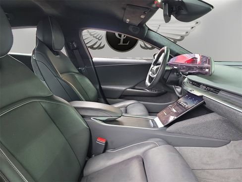 Used 2024 Lucid Air Touring image 15