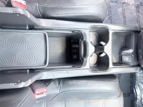 Used 2019 Honda CR-V EX-L image 17